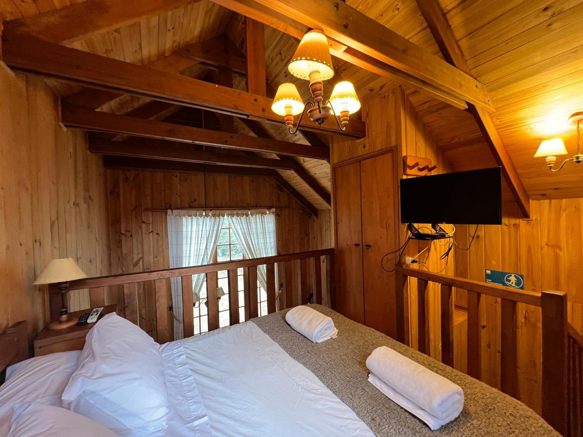 Green Baker Lodge Puerto Bertrand Екстер'єр фото