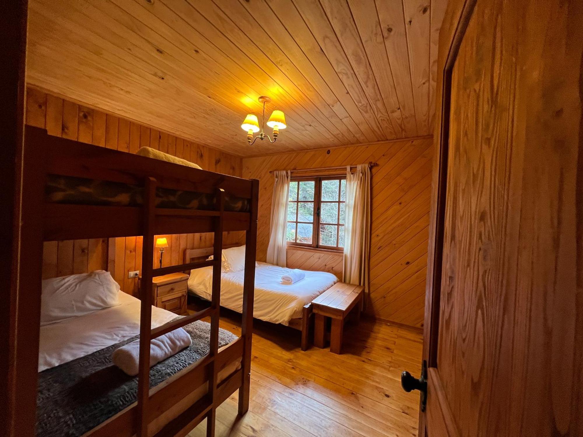 Green Baker Lodge Puerto Bertrand Екстер'єр фото