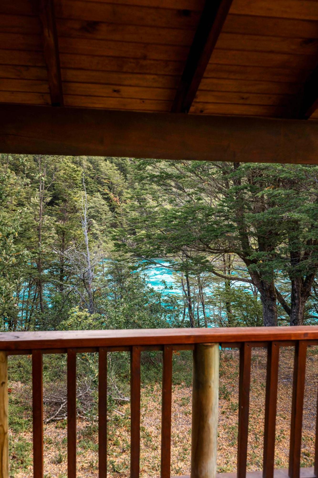 Green Baker Lodge Puerto Bertrand Екстер'єр фото